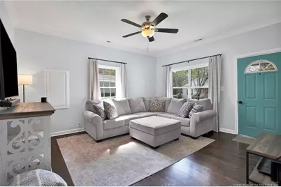 191 S Green Street, Parkton, NC 28371 - Photo 6