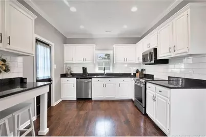 191 S Green Street, Parkton, NC 28371 - Photo 14