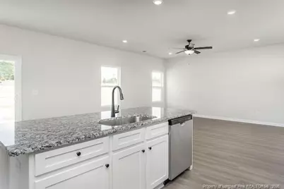 28 Rider Street, Broadway, NC 27505 - Photo 4