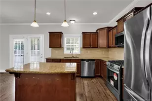 2816 Sand Trap Ln, Hope Mills, NC 28348 - Photo 16