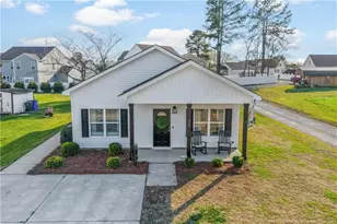 323 W Wooddall St, Benson, NC 27504 - Photo 6