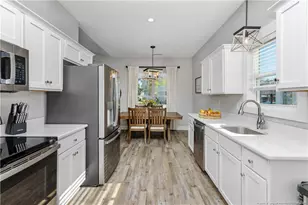 323 W Wooddall St, Benson, NC 27504 - Photo 10