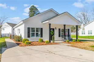 323 W Wooddall St, Benson, NC 27504 - Photo 1