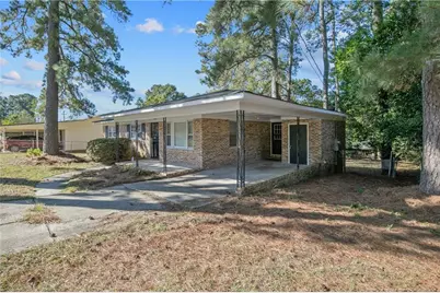 2134 Biltmore Drive, Fayetteville, NC 28304 - Photo 4
