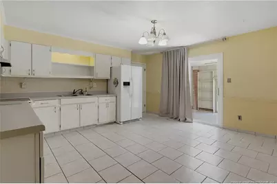 423 Perth Street, Fayetteville, NC 28314 - Photo 14