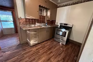 1205 Eisenhower St, Lumberton, NC 28358 - Photo 10