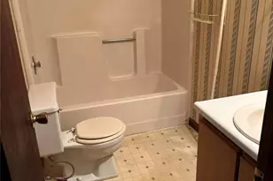 1774 Shirley Ct, Fayetteville, NC 28304 - Photo 6