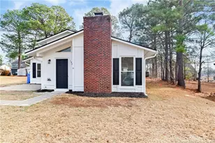 1959 Windlock Dr, Fayetteville, NC 28304 - Photo 2