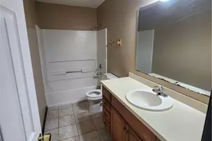 513 Roundtree Dr, Fayetteville, NC 28303 - Photo 8