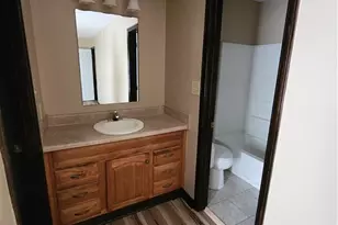513 Roundtree Dr, Fayetteville, NC 28303 - Photo 10