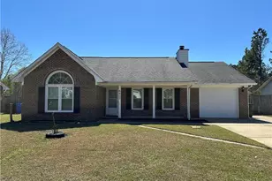 6413 Brookshire St, Fayetteville, NC 28314 - Photo 2