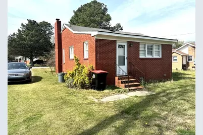 202 N Edinborough Street, Red Springs, NC 28377 - Photo 1