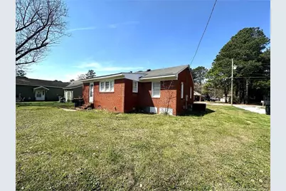 202 N Edinborough Street, Red Springs, NC 28377 - Photo 6