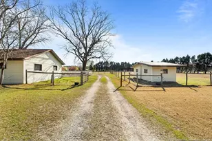 227 Wright Rd, Vass, NC 28394 - Photo 4