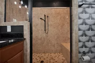 829 Falling Creek Ln, Fayetteville, NC 28304 - Photo 24