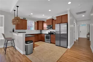 829 Falling Creek Ln, Fayetteville, NC 28304 - Photo 16