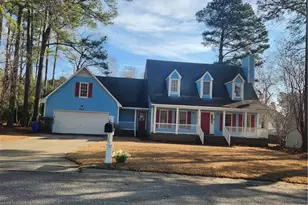 4016 Bankside Dr, Fayetteville, NC 28311 - Photo 2