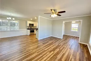 521 Deerpath Dr, Fayetteville, NC 28311 - Photo 4