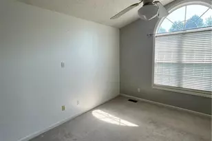 333 Abbottswood Dr, Fayetteville, NC 28301 - Photo 16