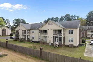 3420 Lainey Ln, Fayetteville, NC 28314 - Photo 2