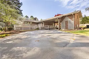 2115 Lakeland Dr, Sanford, NC 27330 - Photo 32