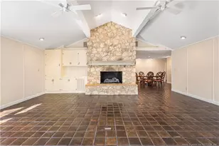 2115 Lakeland Dr, Sanford, NC 27330 - Photo 2