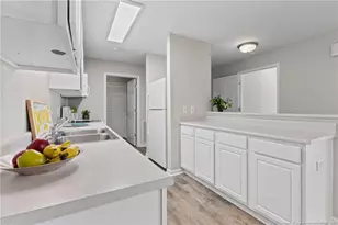 405 Meadowland Ct, Hope Mills, NC 28348 - Photo 14