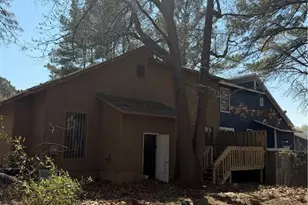 858 Danish Dr, Fayetteville, NC 28303 - Photo 2