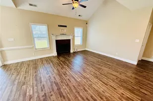 848 Bellingham Way, Fayetteville, NC 28312 - Photo 4