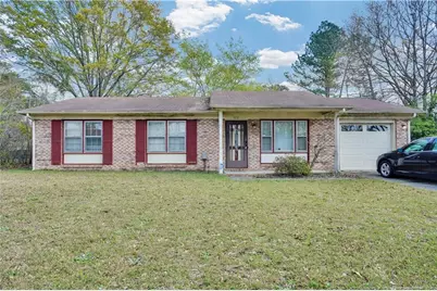 979 Lisa Avenue, Fayetteville, NC 28314 - Photo 4