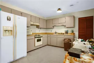 979 Lisa Ave, Fayetteville, NC 28314 - Photo 10