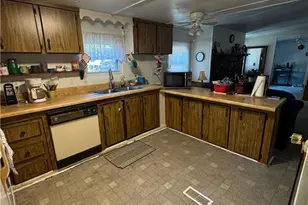 110 Chavis Ln, Cameron, NC 28326 - Photo 8