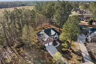 903 Penguin Dr, Fayetteville, NC 28312 - Photo 2