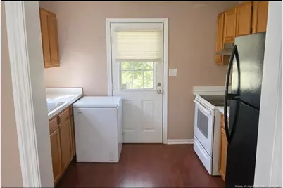 329 Abbottswood Drive, Fayetteville, NC 28301 - Photo 4