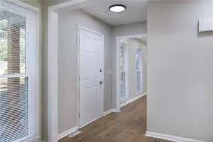 312 Edinboro Dr, Southern Pines, NC 28387 - Photo 6