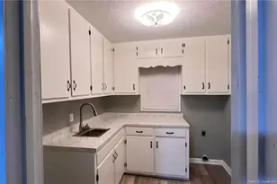 303 Cemetary Rd, Maxton, NC 28364 - Photo 12