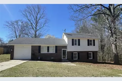 1536 Rossmore Drive, Fayetteville, NC 28314 - Photo 1