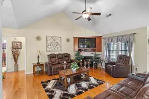 5704 Gentleman Dr, Hope Mills, NC 28348 - Photo 10