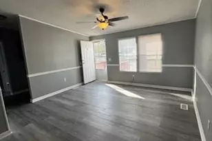 126 Oak St, Fayetteville, NC 28306 - Photo 2