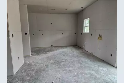 6085 Ari Court, Fayetteville, NC 28312 - Photo 2