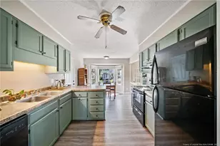 5909 Waterdale Ct, Fayetteville, NC 28304 - Photo 6