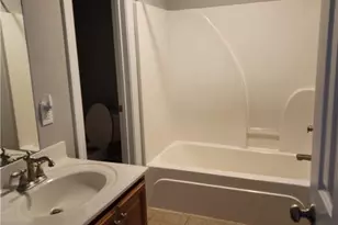 2825 Meadowmont Ln, Fayetteville, NC 28306 - Photo 8