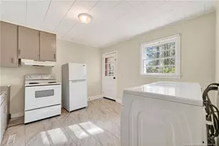 809/811 Whitford St, Sanford, NC 27330 - Photo 10