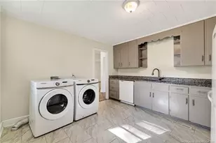 809/811 Whitford St, Sanford, NC 27330 - Photo 12