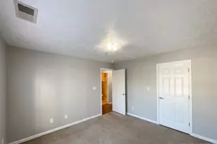 3326 Harbour Pointe Pl, Fayetteville, NC 28314 - Photo 8