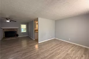 1611 Diplomat Dr, Fayetteville, NC 28304 - Photo 2