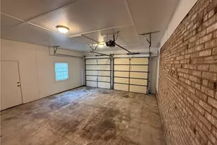 1611 Diplomat Dr, Fayetteville, NC 28304 - Photo 8