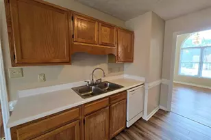 5707 Lacosta Dr, Hope Mills, NC 28348 - Photo 12