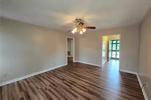 5707 Lacosta Dr, Hope Mills, NC 28348 - Photo 8