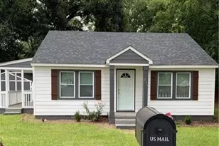 207 Johnson St, Fayetteville, NC 28303 - Photo 1